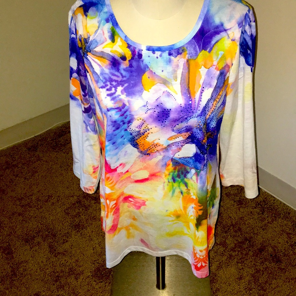 Women’s 3/4 sleeve top